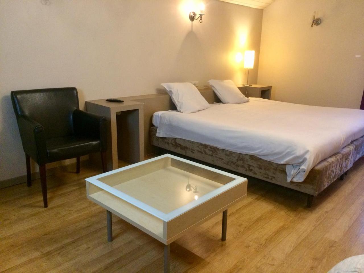 Hotel La Venerie Virton Eksteriør billede