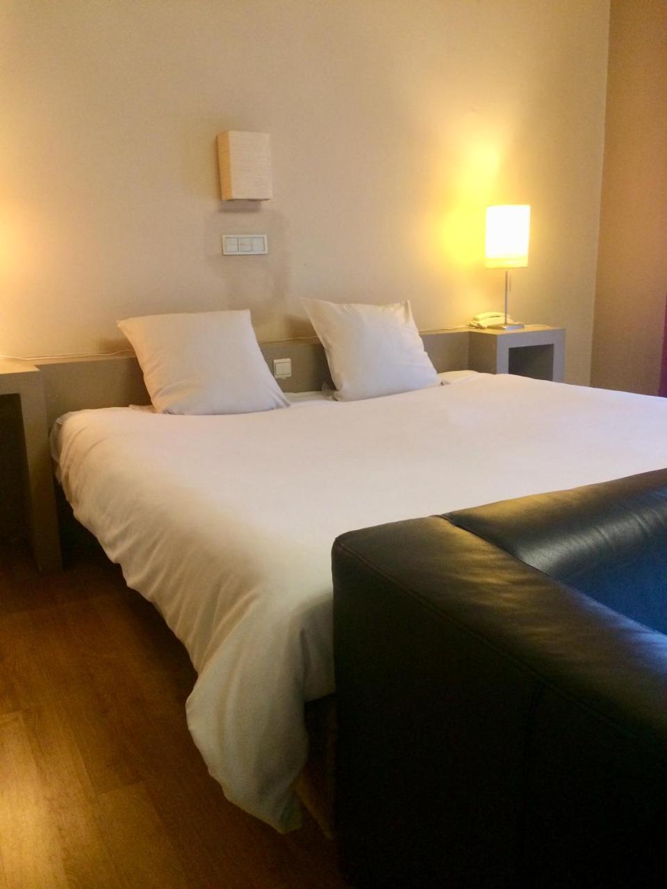 Hotel La Venerie Virton Eksteriør billede